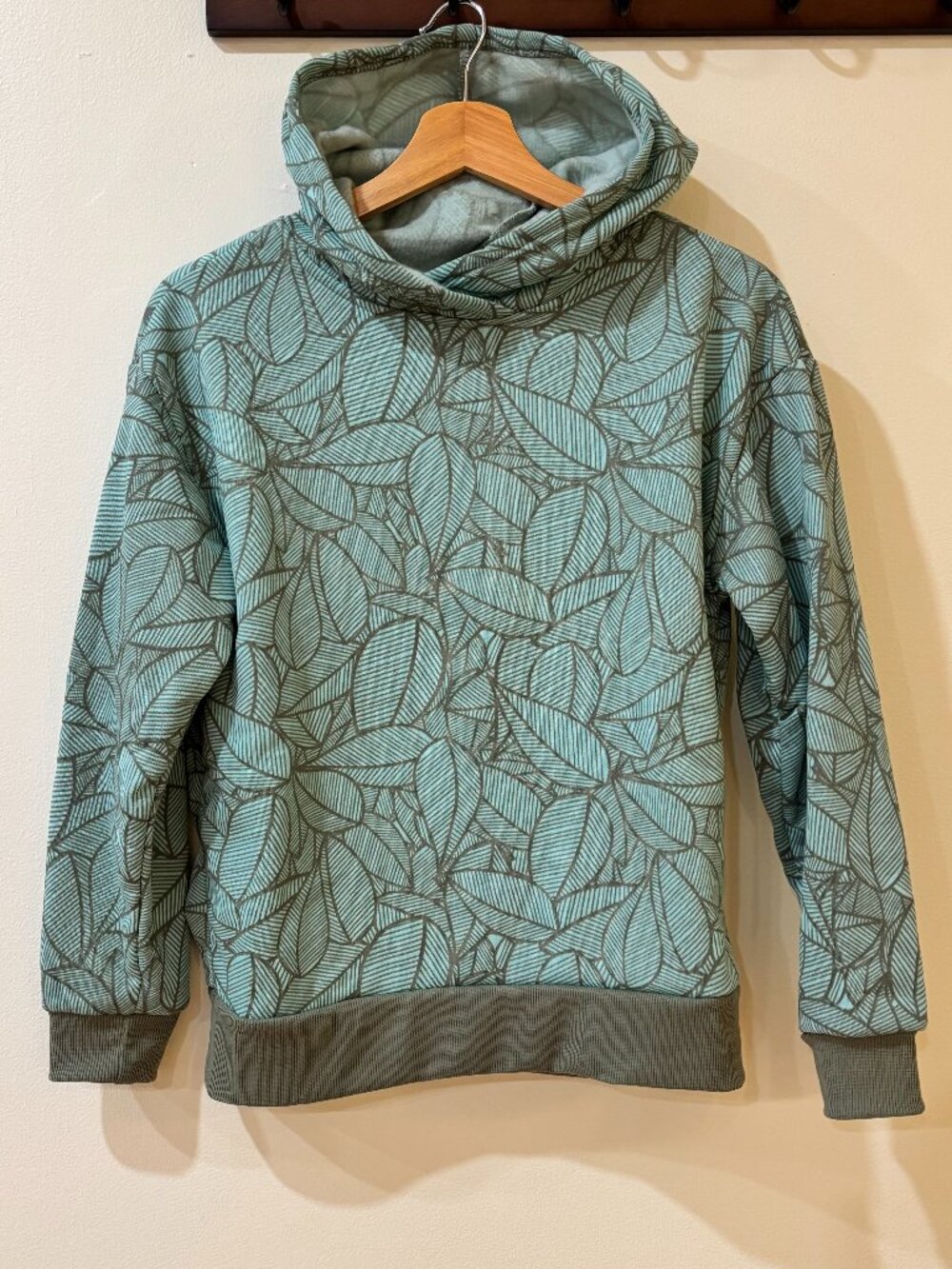 Teal Green Botanical Leaf Print Crossover Neck Hoodie Womens Casual Sweatshirt